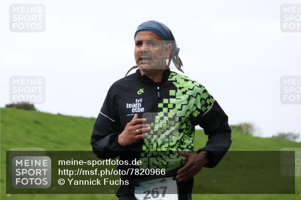 04.05.2025 - 8. Wedeler Halbmarathon Yannick Fuchs http://msf.ph/oto/7820966 04.05.2025 11:27:53 Laufen 8, 26, 267 meine-sportfotos.de