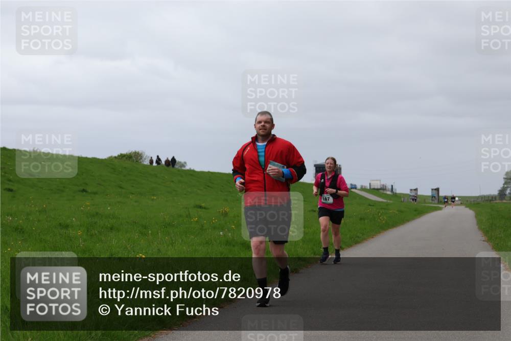 04.05.2025 - 8. Wedeler Halbmarathon Yannick Fuchs http://msf.ph/oto/7820978 04.05.2025 12:05:49 Laufen 167 meine-sportfotos.de