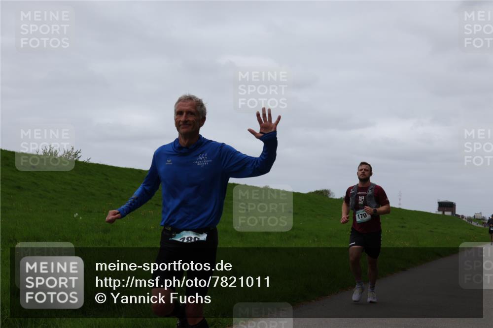 04.05.2025 - 8. Wedeler Halbmarathon Yannick Fuchs http://msf.ph/oto/7821011 04.05.2025 11:27:59 Laufen 170 meine-sportfotos.de