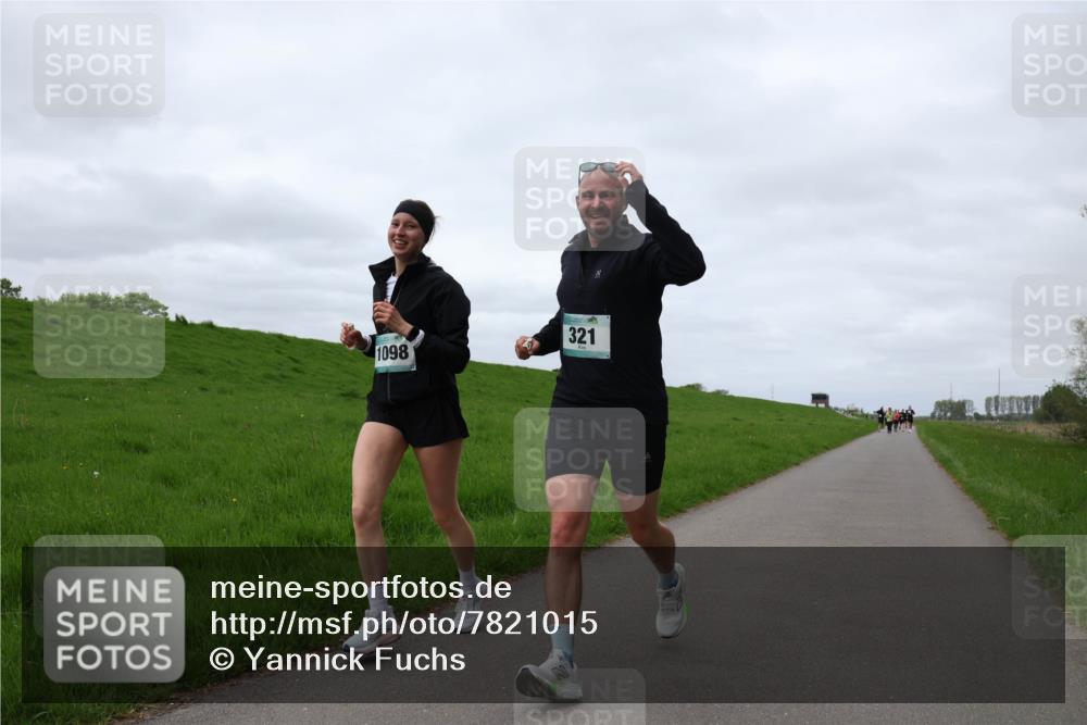 04.05.2025 - 8. Wedeler Halbmarathon Yannick Fuchs http://msf.ph/oto/7821015 04.05.2025 11:51:06 Laufen 321, 1098 meine-sportfotos.de