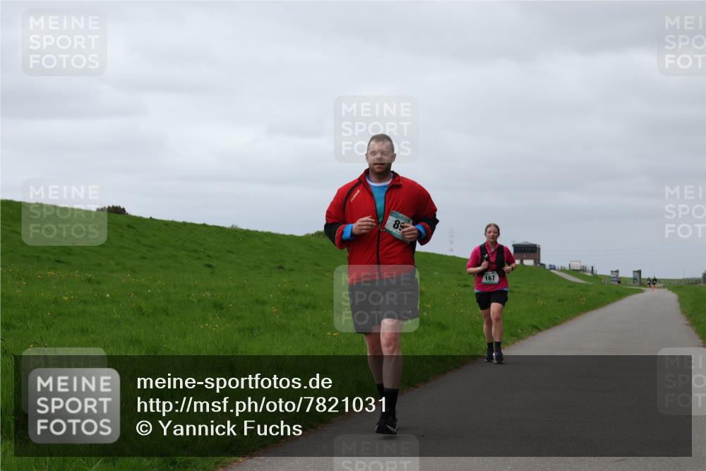 04.05.2025 - 8. Wedeler Halbmarathon Yannick Fuchs http://msf.ph/oto/7821031 04.05.2025 12:05:51 Laufen 89, 167 meine-sportfotos.de