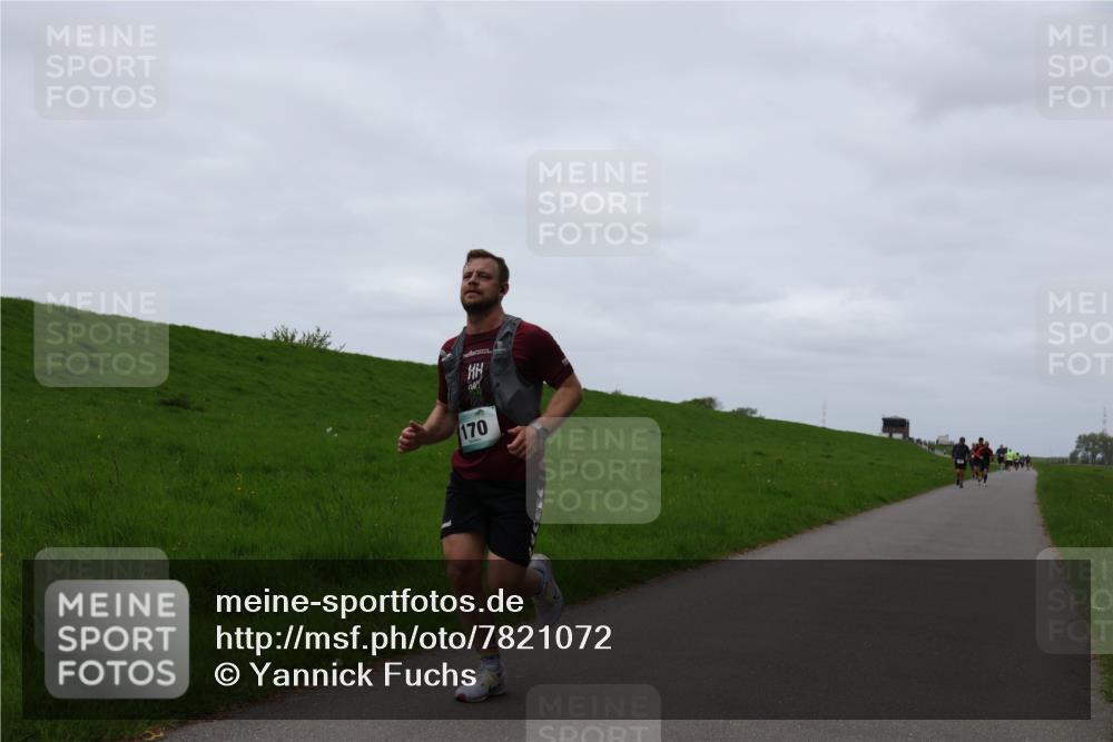 04.05.2025 - 8. Wedeler Halbmarathon Yannick Fuchs http://msf.ph/oto/7821072 04.05.2025 11:28:00 Laufen 170 meine-sportfotos.de