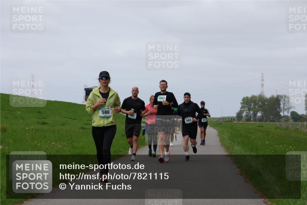 04.05.2025 - 8. Wedeler Halbmarathon Yannick Fuchs http://msf.ph/oto/7821115 04.05.2025 11:51:20 Laufen 580, 142, 00, 1052, 443, 931 meine-sportfotos.de