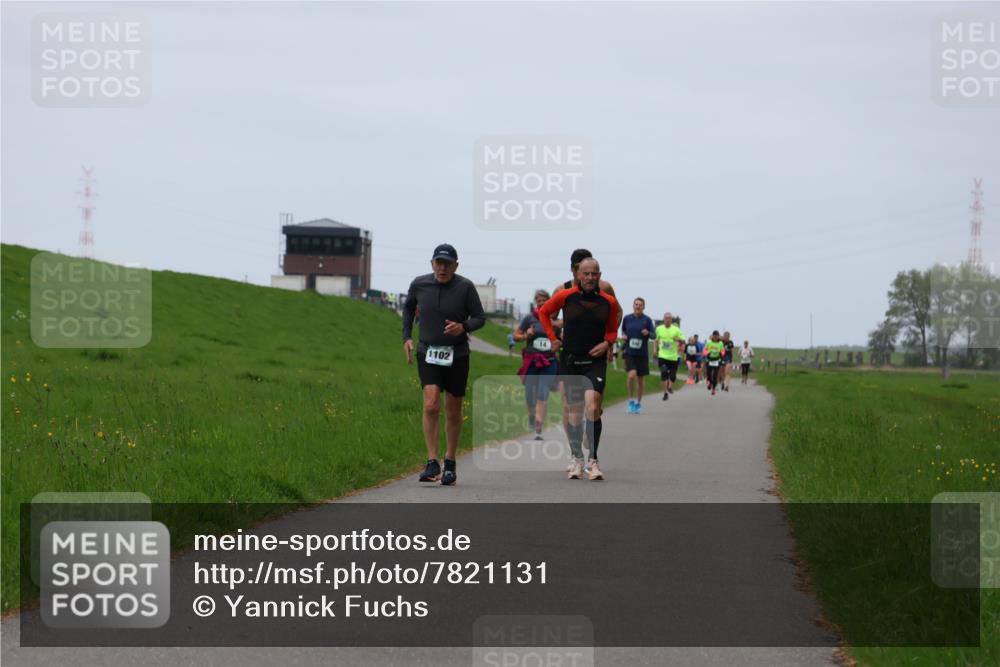 04.05.2025 - 8. Wedeler Halbmarathon Yannick Fuchs http://msf.ph/oto/7821131 04.05.2025 11:28:05 Laufen 1102 meine-sportfotos.de