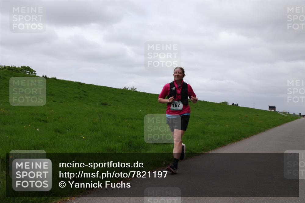 04.05.2025 - 8. Wedeler Halbmarathon Yannick Fuchs http://msf.ph/oto/7821197 04.05.2025 12:05:56 Laufen 167 meine-sportfotos.de
