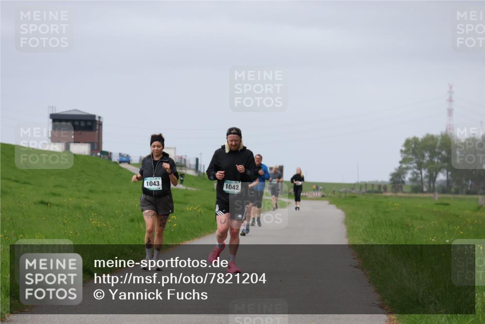 04.05.2025 - 8. Wedeler Halbmarathon Yannick Fuchs http://msf.ph/oto/7821204 04.05.2025 12:06:49 Laufen 1043, 1042 meine-sportfotos.de