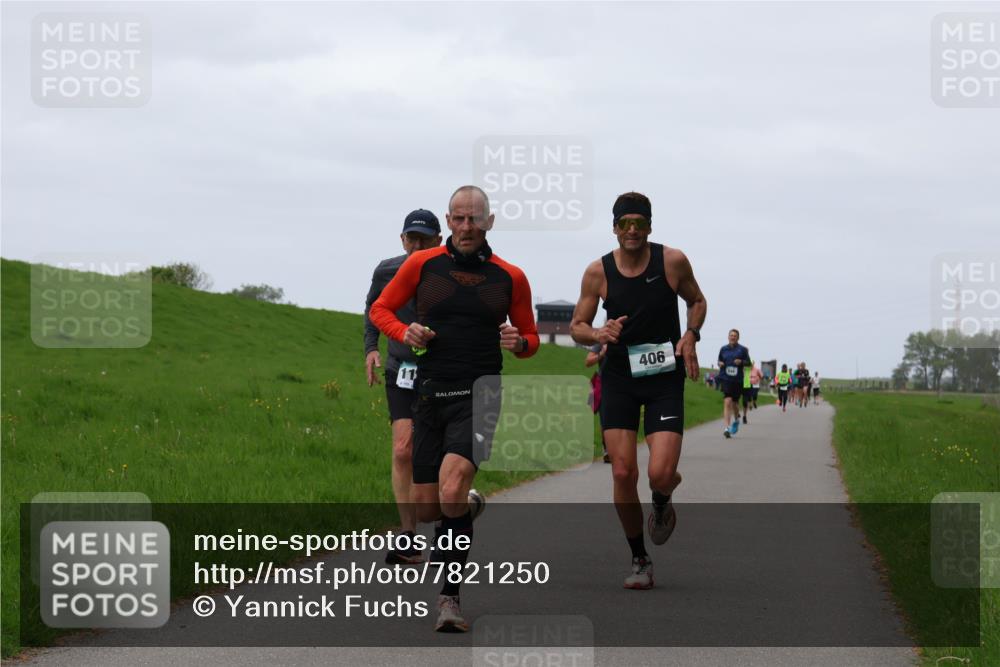 04.05.2025 - 8. Wedeler Halbmarathon Yannick Fuchs http://msf.ph/oto/7821250 04.05.2025 11:28:13 Laufen 11, 406 meine-sportfotos.de