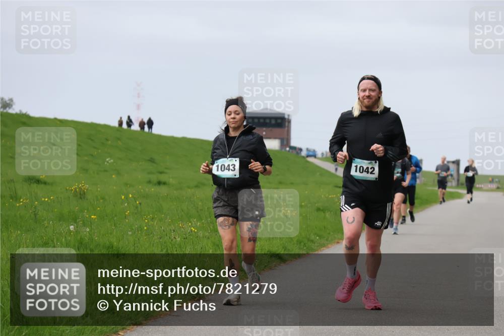 04.05.2025 - 8. Wedeler Halbmarathon Yannick Fuchs http://msf.ph/oto/7821279 04.05.2025 12:06:54 Laufen 1043, 1042 meine-sportfotos.de