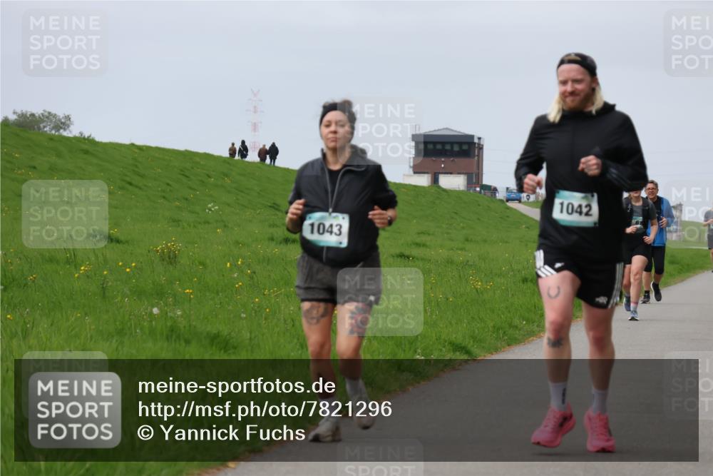 04.05.2025 - 8. Wedeler Halbmarathon Yannick Fuchs http://msf.ph/oto/7821296 04.05.2025 12:06:55 Laufen 1043, 1042 meine-sportfotos.de