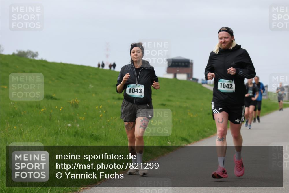 04.05.2025 - 8. Wedeler Halbmarathon Yannick Fuchs http://msf.ph/oto/7821299 04.05.2025 12:06:55 Laufen 1043, 1042 meine-sportfotos.de
