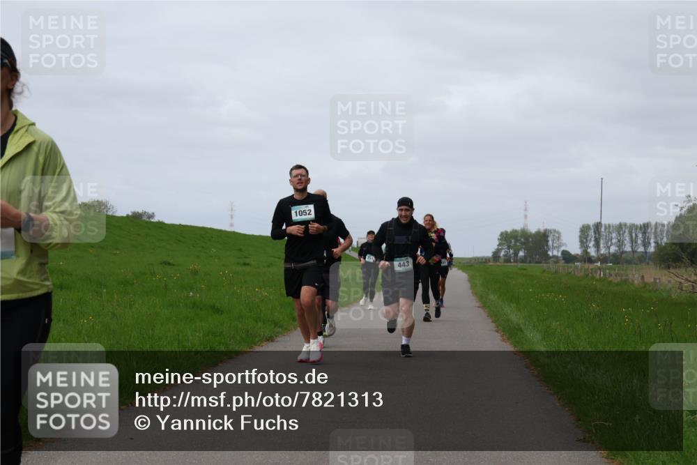 04.05.2025 - 8. Wedeler Halbmarathon Yannick Fuchs http://msf.ph/oto/7821313 04.05.2025 11:51:25 Laufen 1052, 443 meine-sportfotos.de