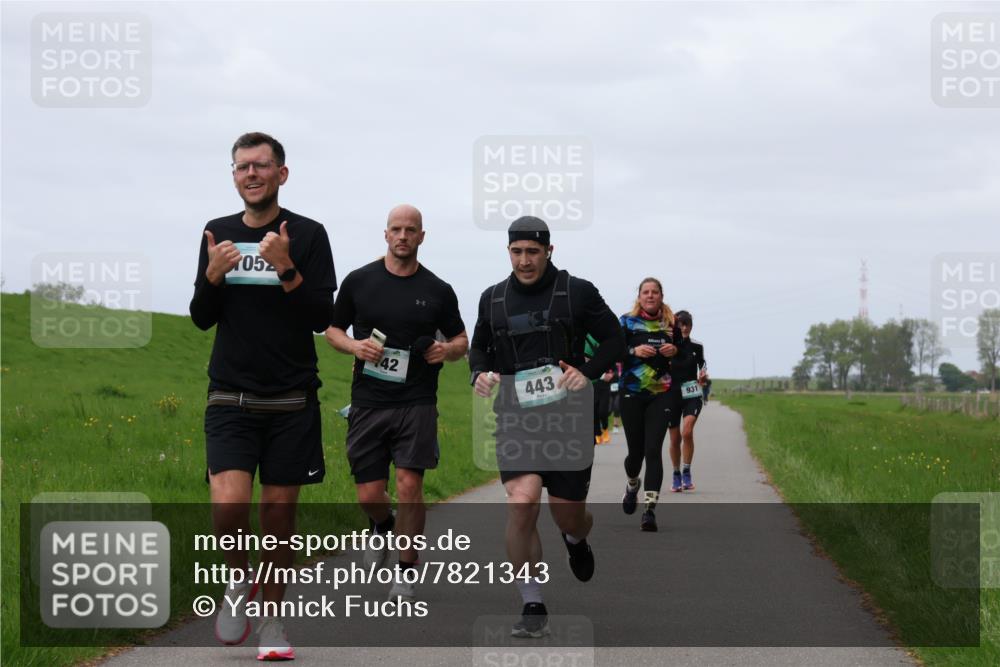 04.05.2025 - 8. Wedeler Halbmarathon Yannick Fuchs http://msf.ph/oto/7821343 04.05.2025 11:51:26 Laufen 05, 42, 443, 931 meine-sportfotos.de