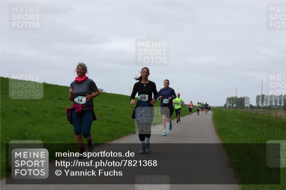 04.05.2025 - 8. Wedeler Halbmarathon Yannick Fuchs http://msf.ph/oto/7821368 04.05.2025 11:28:22 Laufen 14, 210, 648 meine-sportfotos.de