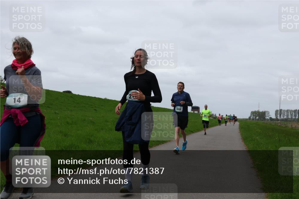 04.05.2025 - 8. Wedeler Halbmarathon Yannick Fuchs http://msf.ph/oto/7821387 04.05.2025 11:28:24 Laufen 14, 648 meine-sportfotos.de
