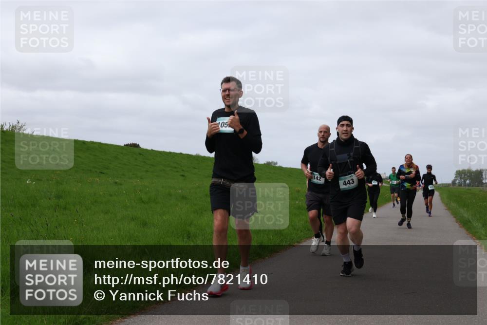 04.05.2025 - 8. Wedeler Halbmarathon Yannick Fuchs http://msf.ph/oto/7821410 04.05.2025 11:51:27 Laufen 105, 142, 443 meine-sportfotos.de