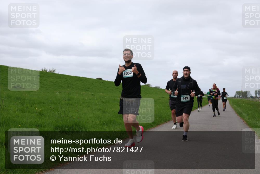04.05.2025 - 8. Wedeler Halbmarathon Yannick Fuchs http://msf.ph/oto/7821427 04.05.2025 11:51:27 Laufen 1052, 443 meine-sportfotos.de