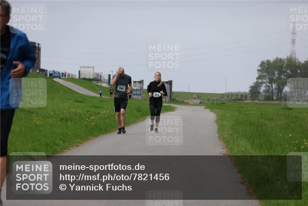 04.05.2025 - 8. Wedeler Halbmarathon Yannick Fuchs http://msf.ph/oto/7821456 04.05.2025 12:07:11 Laufen 974, 14 meine-sportfotos.de