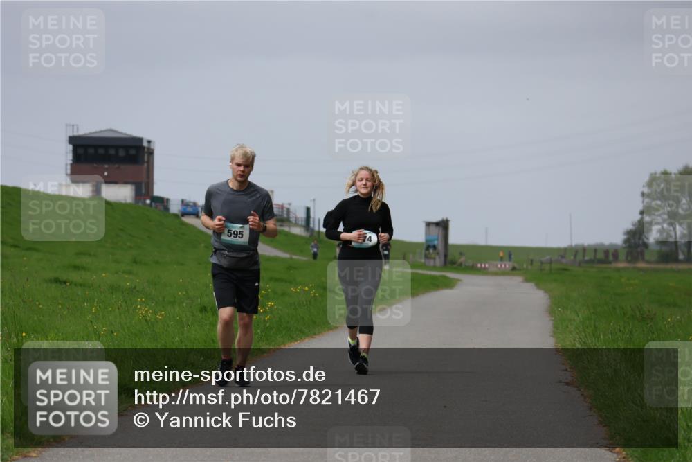 04.05.2025 - 8. Wedeler Halbmarathon Yannick Fuchs http://msf.ph/oto/7821467 04.05.2025 12:07:18 Laufen 595, 14 meine-sportfotos.de