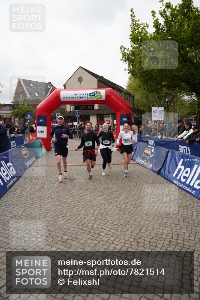 04.05.2025 - 8. Wedeler Halbmarathon Felixshl http://msf.ph/oto/7821514 04.05.2025 11:57:32 Ziel 104, 232, 928, 1161 meine-sportfotos.de