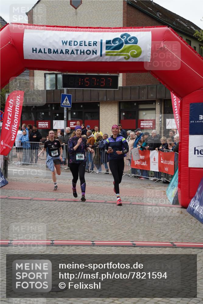 04.05.2025 - 8. Wedeler Halbmarathon Felixshl http://msf.ph/oto/7821594 04.05.2025 11:57:35 Ziel 104, 232, 349, 590, 928, 1147, 1161 meine-sportfotos.de