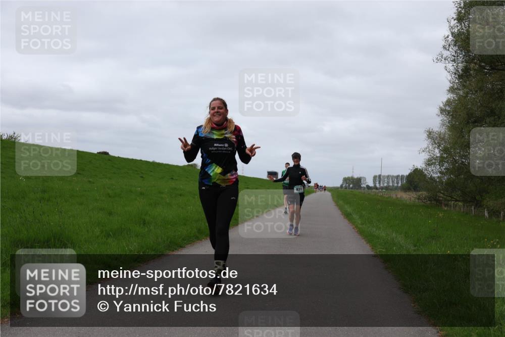 04.05.2025 - 8. Wedeler Halbmarathon Yannick Fuchs http://msf.ph/oto/7821634 04.05.2025 11:51:32 Laufen 931 meine-sportfotos.de