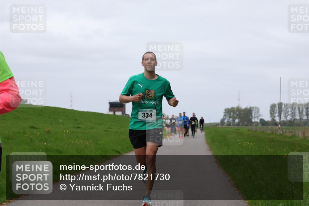 04.05.2025 - 8. Wedeler Halbmarathon Yannick Fuchs http://msf.ph/oto/7821730 04.05.2025 11:28:46 Laufen 334 meine-sportfotos.de