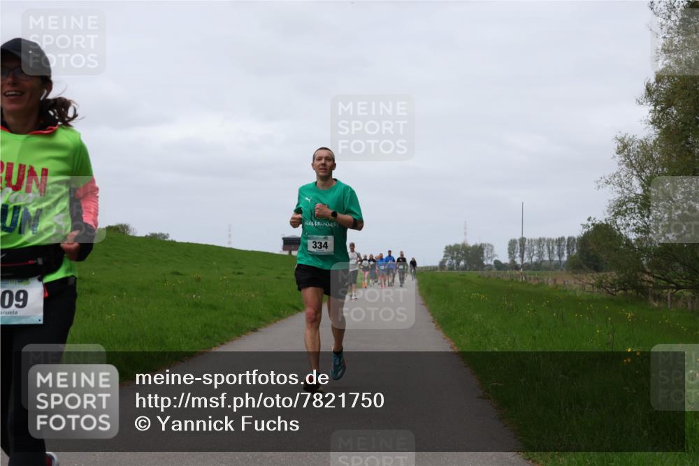 04.05.2025 - 8. Wedeler Halbmarathon Yannick Fuchs http://msf.ph/oto/7821750 04.05.2025 11:28:46 Laufen 334, 99, 09 meine-sportfotos.de