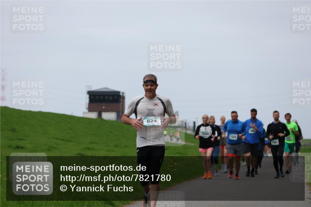 04.05.2025 - 8. Wedeler Halbmarathon Yannick Fuchs http://msf.ph/oto/7821780 04.05.2025 11:28:50 Laufen 624, 1026, 1025, 1667 meine-sportfotos.de