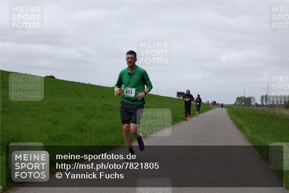 04.05.2025 - 8. Wedeler Halbmarathon Yannick Fuchs http://msf.ph/oto/7821805 04.05.2025 11:51:36 Laufen 673 meine-sportfotos.de