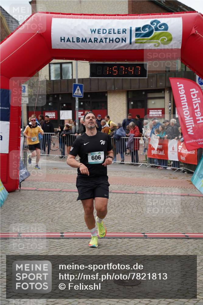 04.05.2025 - 8. Wedeler Halbmarathon Felixshl http://msf.ph/oto/7821813 04.05.2025 11:57:45 Ziel 251, 606, 671 meine-sportfotos.de