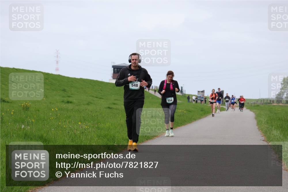 04.05.2025 - 8. Wedeler Halbmarathon Yannick Fuchs http://msf.ph/oto/7821827 04.05.2025 11:51:37 Laufen 548, 554 meine-sportfotos.de