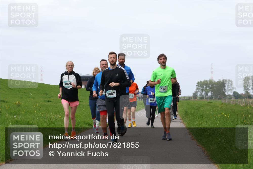 04.05.2025 - 8. Wedeler Halbmarathon Yannick Fuchs http://msf.ph/oto/7821855 04.05.2025 11:29:03 Laufen 1026, 1067, 946, 298, 163 meine-sportfotos.de