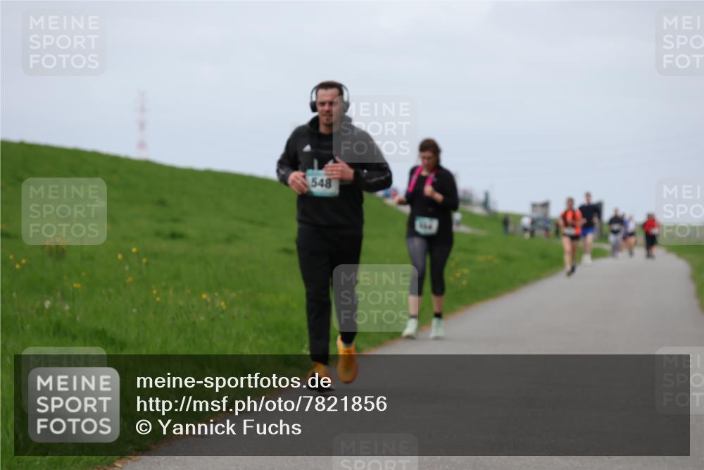 04.05.2025 - 8. Wedeler Halbmarathon Yannick Fuchs http://msf.ph/oto/7821856 04.05.2025 11:51:38 Laufen 548 meine-sportfotos.de