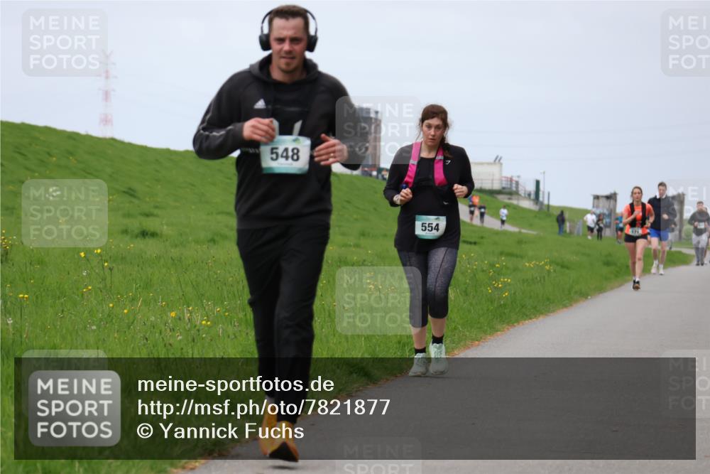 04.05.2025 - 8. Wedeler Halbmarathon Yannick Fuchs http://msf.ph/oto/7821877 04.05.2025 11:51:39 Laufen 548, 554 meine-sportfotos.de