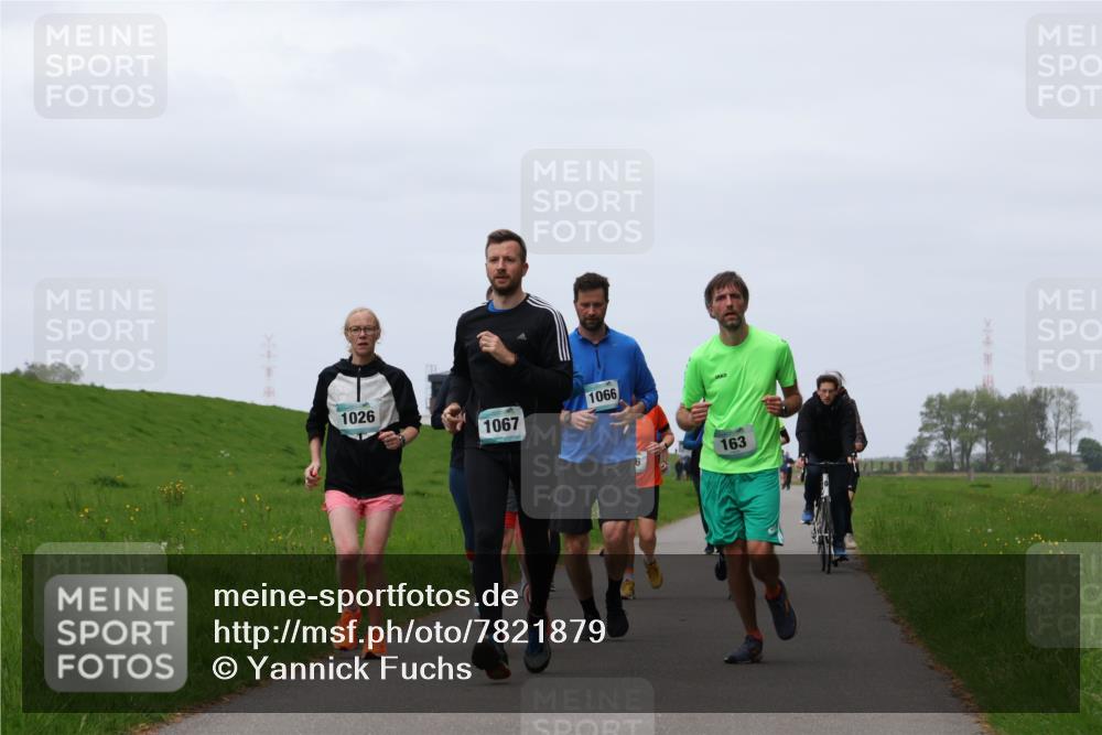 04.05.2025 - 8. Wedeler Halbmarathon Yannick Fuchs http://msf.ph/oto/7821879 04.05.2025 11:29:04 Laufen 1026, 1066, 1067, 163 meine-sportfotos.de