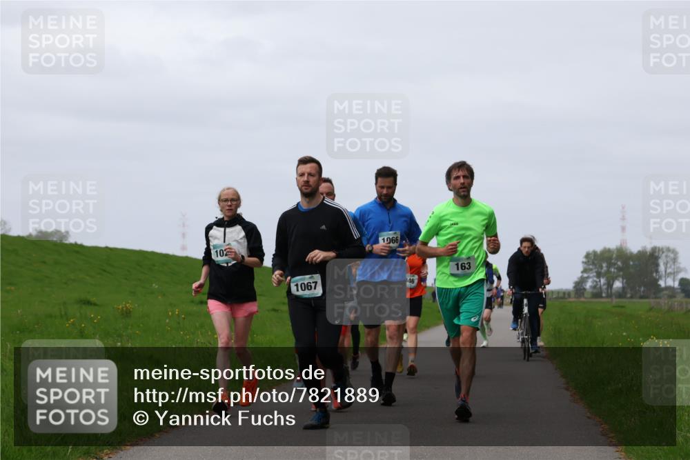 04.05.2025 - 8. Wedeler Halbmarathon Yannick Fuchs http://msf.ph/oto/7821889 04.05.2025 11:29:04 Laufen 102, 1066, 1067, 46, 163 meine-sportfotos.de