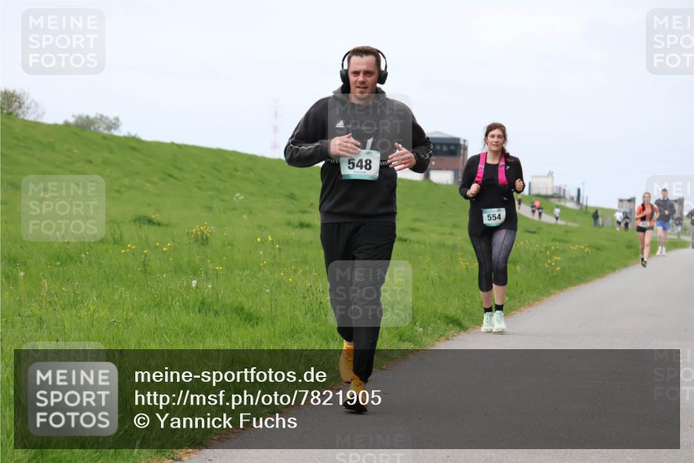 04.05.2025 - 8. Wedeler Halbmarathon Yannick Fuchs http://msf.ph/oto/7821905 04.05.2025 11:51:40 Laufen 548, 554 meine-sportfotos.de