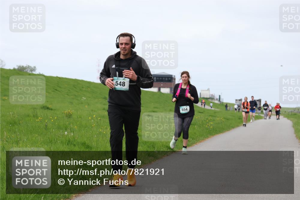 04.05.2025 - 8. Wedeler Halbmarathon Yannick Fuchs http://msf.ph/oto/7821921 04.05.2025 11:51:41 Laufen 548, 554 meine-sportfotos.de