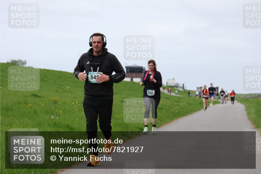 04.05.2025 - 8. Wedeler Halbmarathon Yannick Fuchs http://msf.ph/oto/7821927 04.05.2025 11:51:41 Laufen 542, 554 meine-sportfotos.de