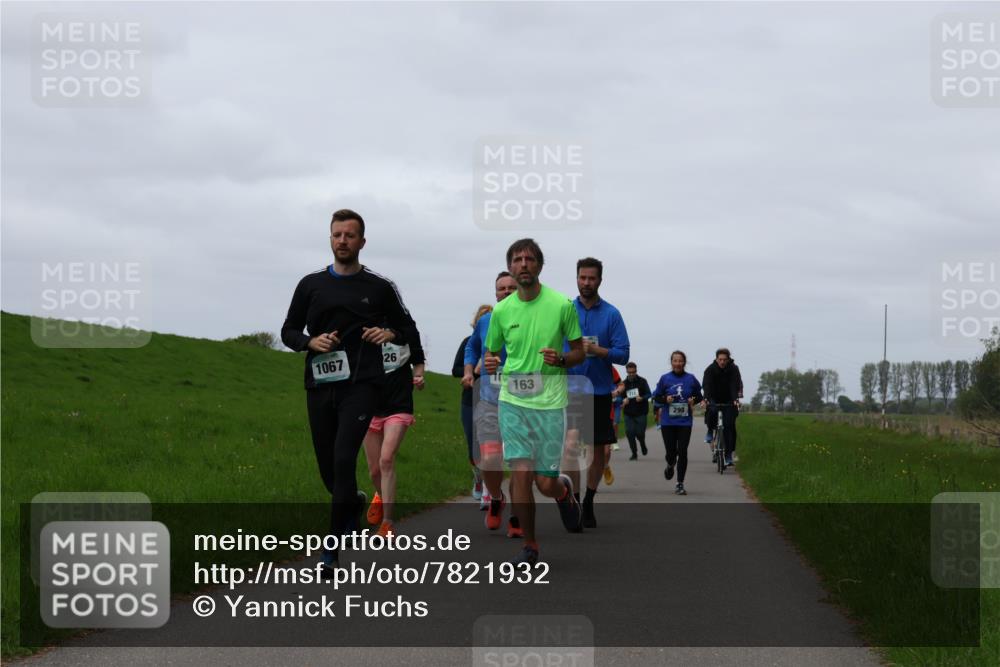 04.05.2025 - 8. Wedeler Halbmarathon Yannick Fuchs http://msf.ph/oto/7821932 04.05.2025 11:29:06 Laufen 1067, 26, 163, 298 meine-sportfotos.de