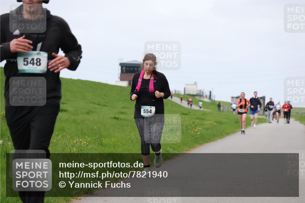 04.05.2025 - 8. Wedeler Halbmarathon Yannick Fuchs http://msf.ph/oto/7821940 04.05.2025 11:51:42 Laufen 548, 554 meine-sportfotos.de