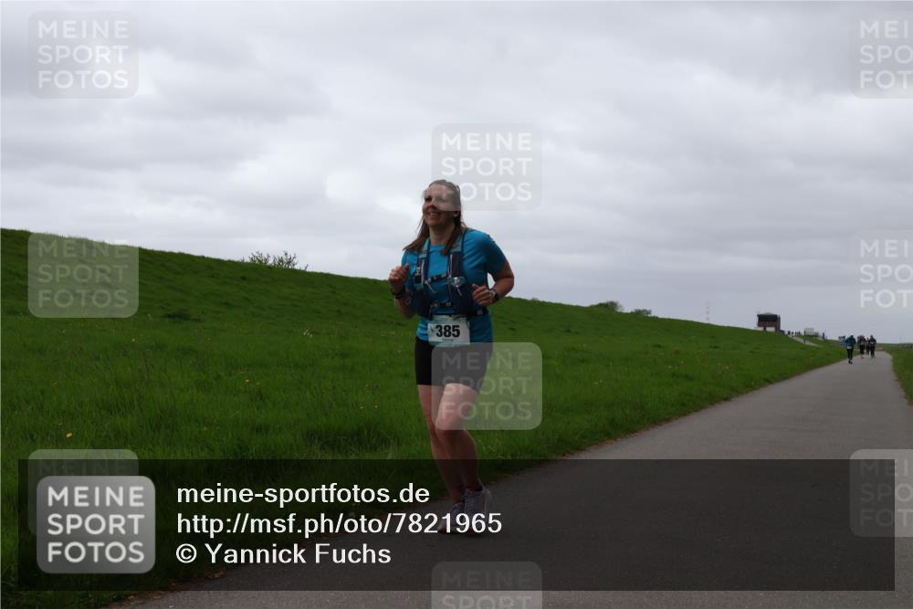 04.05.2025 - 8. Wedeler Halbmarathon Yannick Fuchs http://msf.ph/oto/7821965 04.05.2025 12:10:39 Laufen 385 meine-sportfotos.de