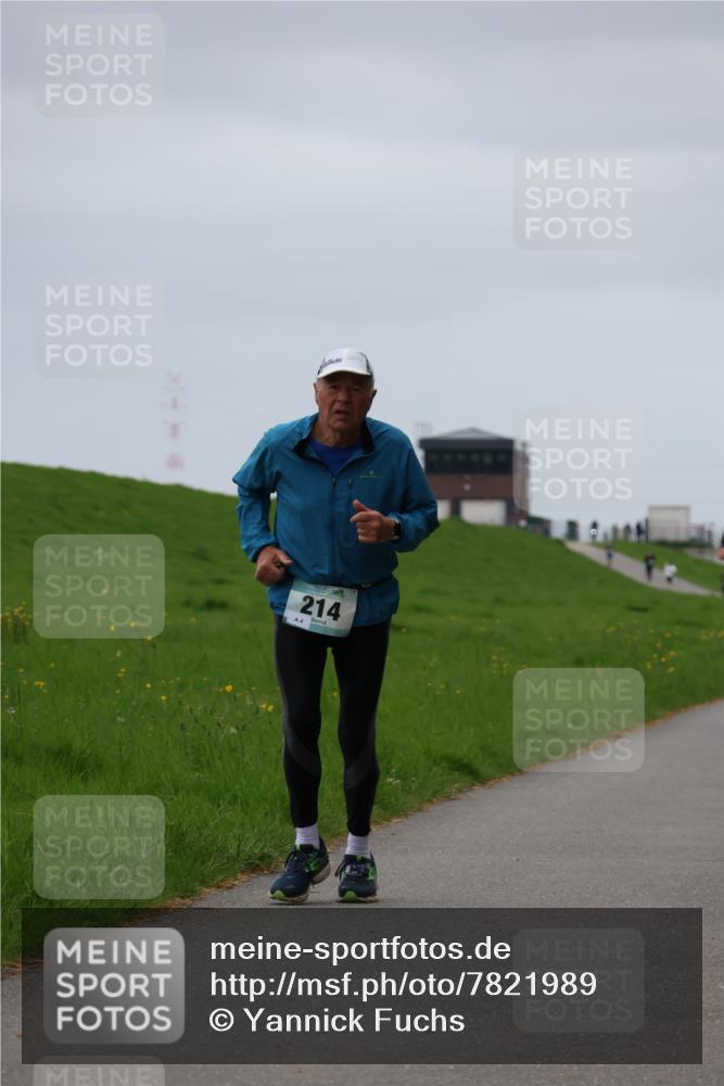 04.05.2025 - 8. Wedeler Halbmarathon Yannick Fuchs http://msf.ph/oto/7821989 04.05.2025 12:10:58 Laufen 214 meine-sportfotos.de