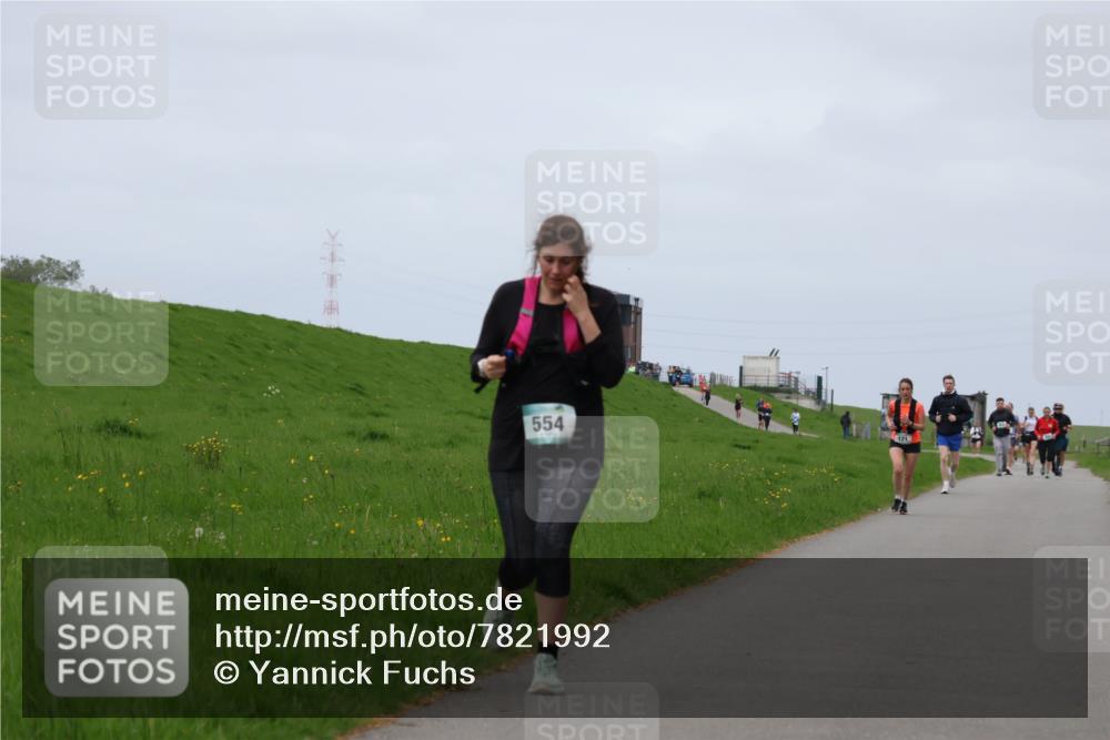 04.05.2025 - 8. Wedeler Halbmarathon Yannick Fuchs http://msf.ph/oto/7821992 04.05.2025 11:51:43 Laufen 554 meine-sportfotos.de