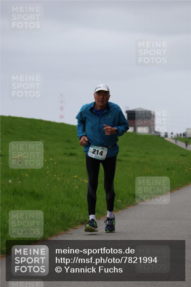 04.05.2025 - 8. Wedeler Halbmarathon Yannick Fuchs http://msf.ph/oto/7821994 04.05.2025 12:10:58 Laufen 214 meine-sportfotos.de