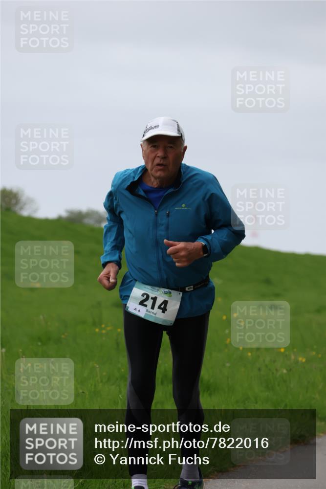 04.05.2025 - 8. Wedeler Halbmarathon Yannick Fuchs http://msf.ph/oto/7822016 04.05.2025 12:11:00 Laufen 214, 4 meine-sportfotos.de