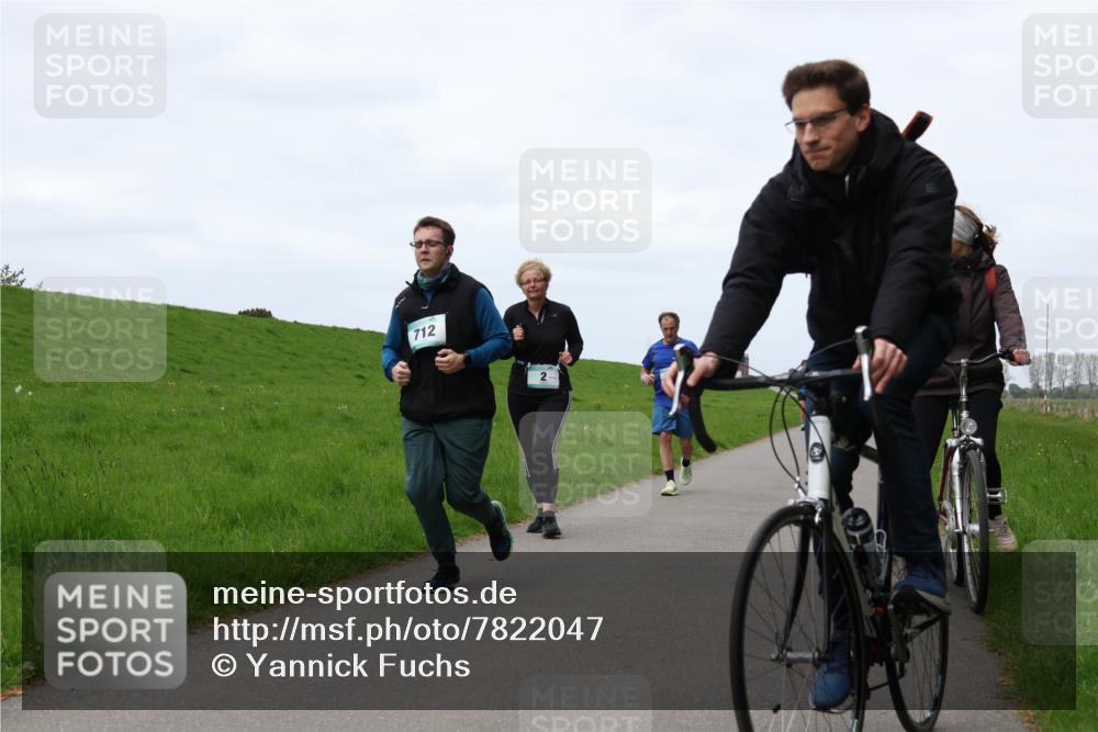 04.05.2025 - 8. Wedeler Halbmarathon Yannick Fuchs http://msf.ph/oto/7822047 04.05.2025 11:29:15 Laufen 712, 2 meine-sportfotos.de