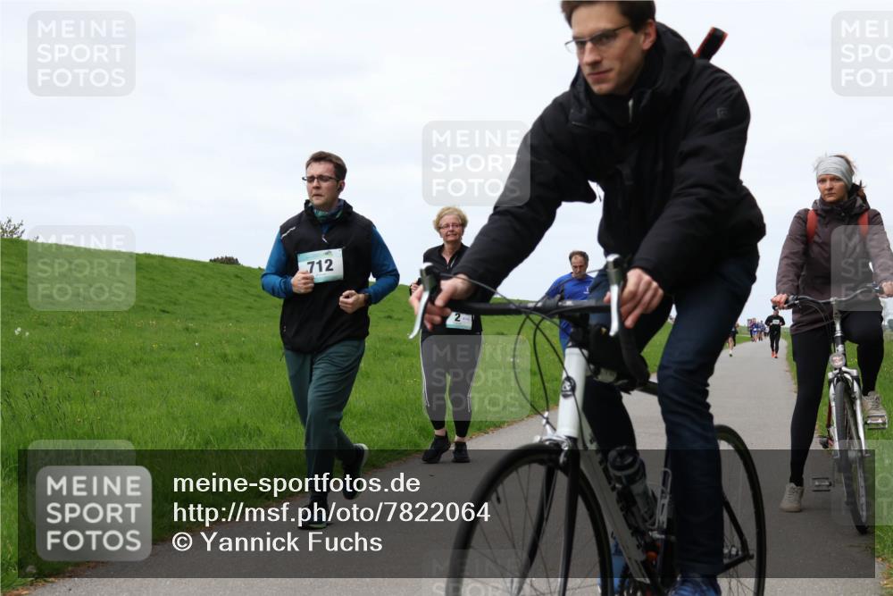 04.05.2025 - 8. Wedeler Halbmarathon Yannick Fuchs http://msf.ph/oto/7822064 04.05.2025 11:29:16 Laufen 712, 2 meine-sportfotos.de