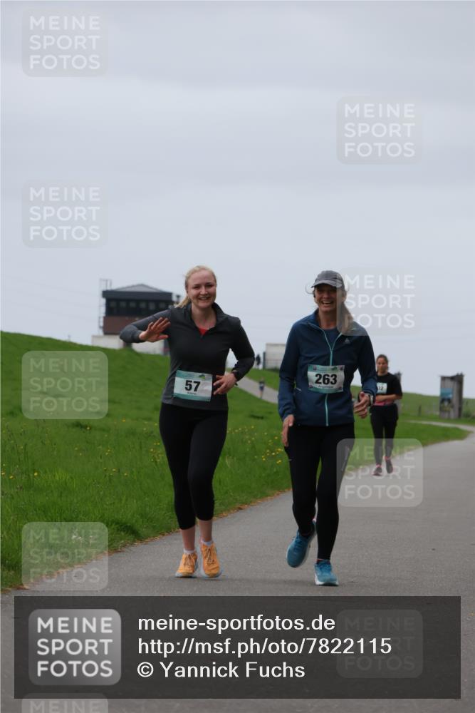 04.05.2025 - 8. Wedeler Halbmarathon Yannick Fuchs http://msf.ph/oto/7822115 04.05.2025 12:11:06 Laufen 57, 263 meine-sportfotos.de