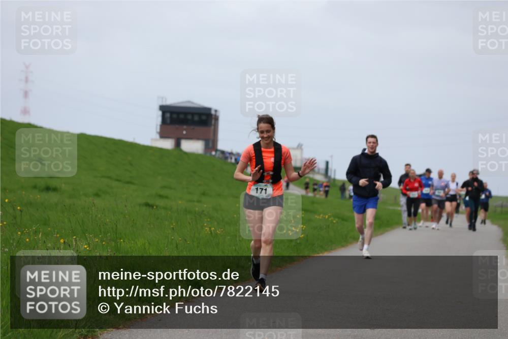 04.05.2025 - 8. Wedeler Halbmarathon Yannick Fuchs http://msf.ph/oto/7822145 04.05.2025 11:51:56 Laufen 171 meine-sportfotos.de